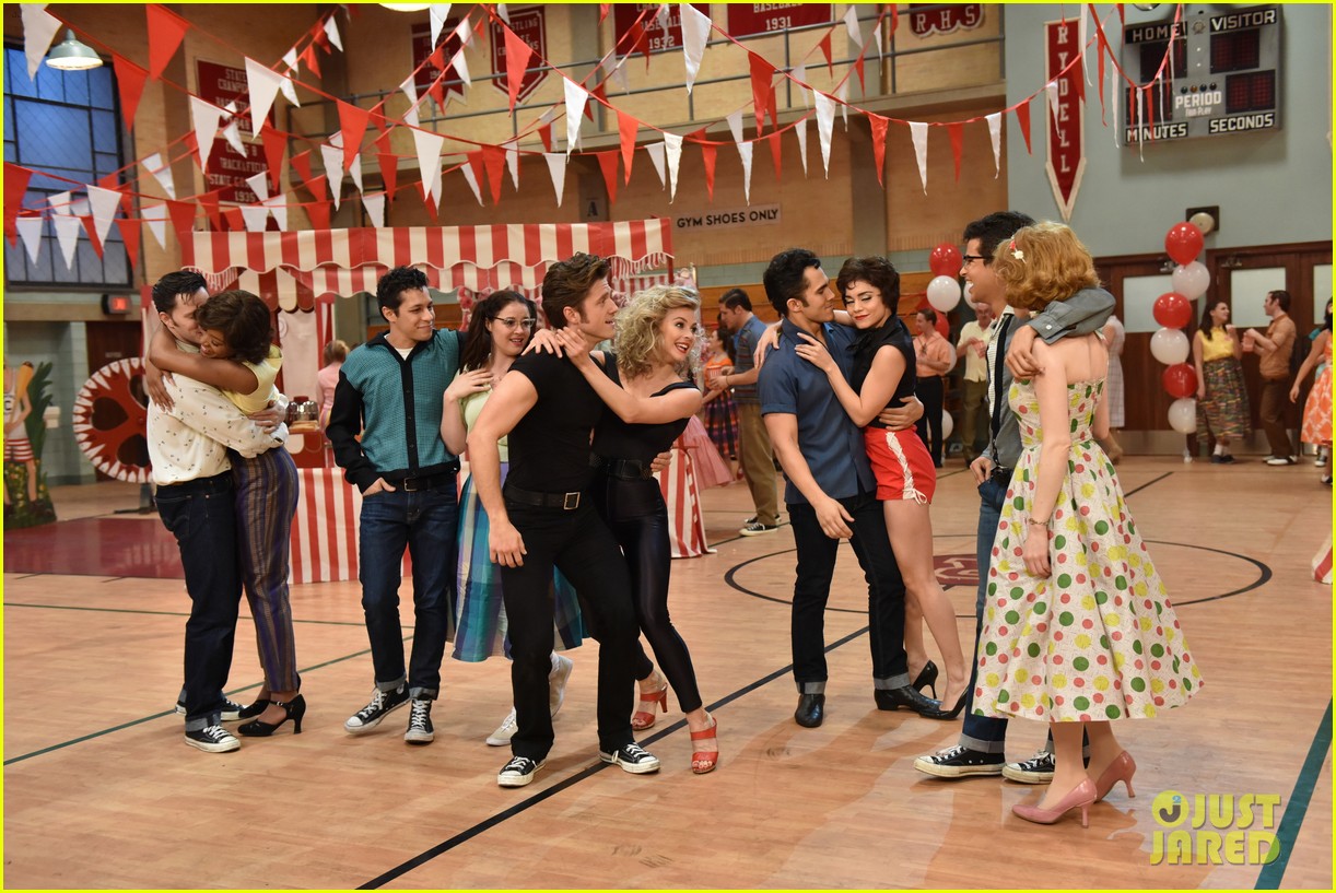  Com die Musicale Grease Live Une R ussite Absolue
